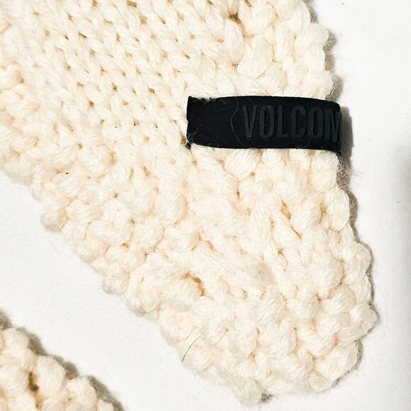 Volcom cream/ivory and black wool blend hand made scarf - Picture 9 of 13